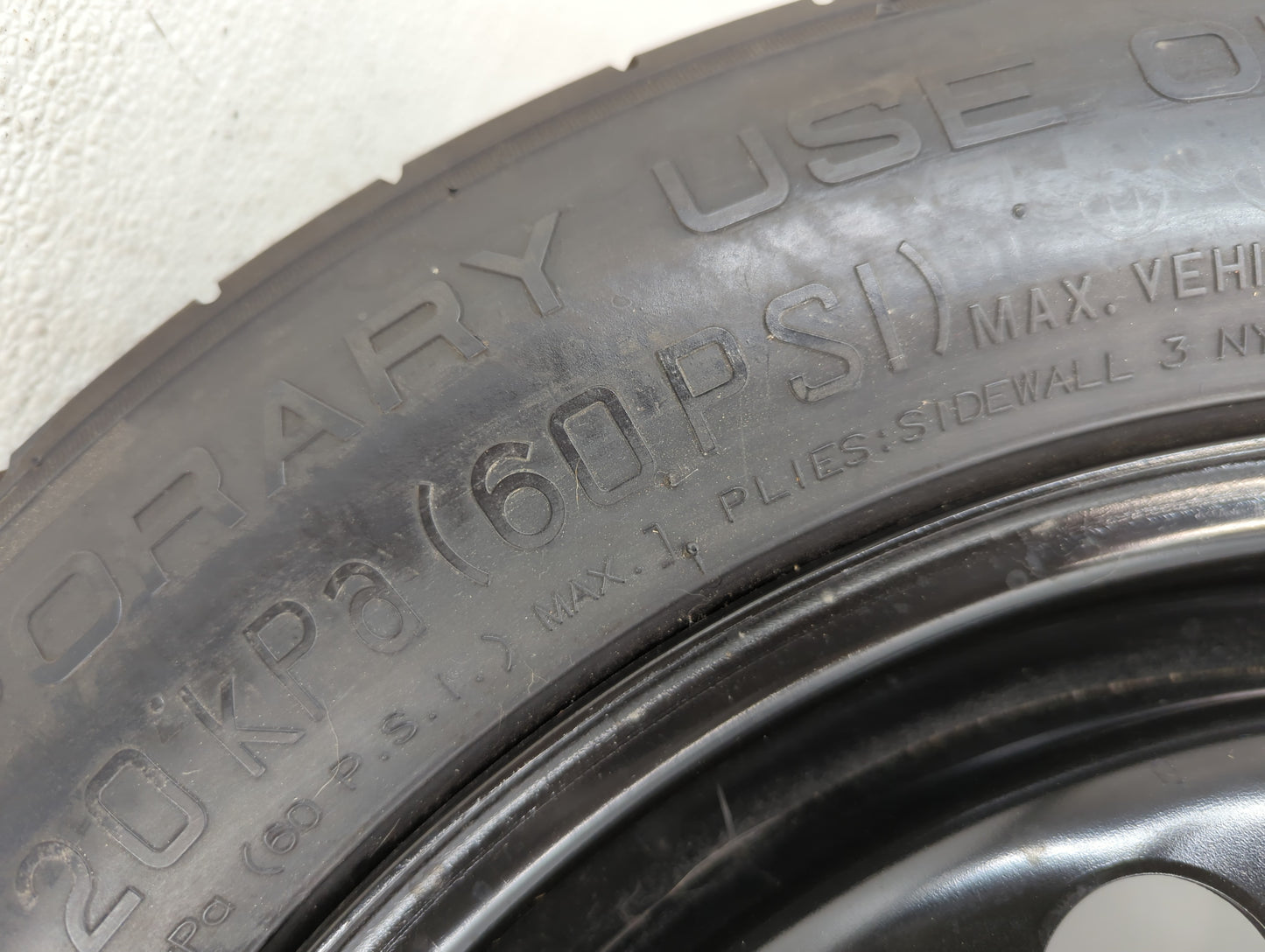 2017-2020 Lincoln Mkz Spare Donut Tire Wheel Rim Oem - Oemusedautoparts1.com