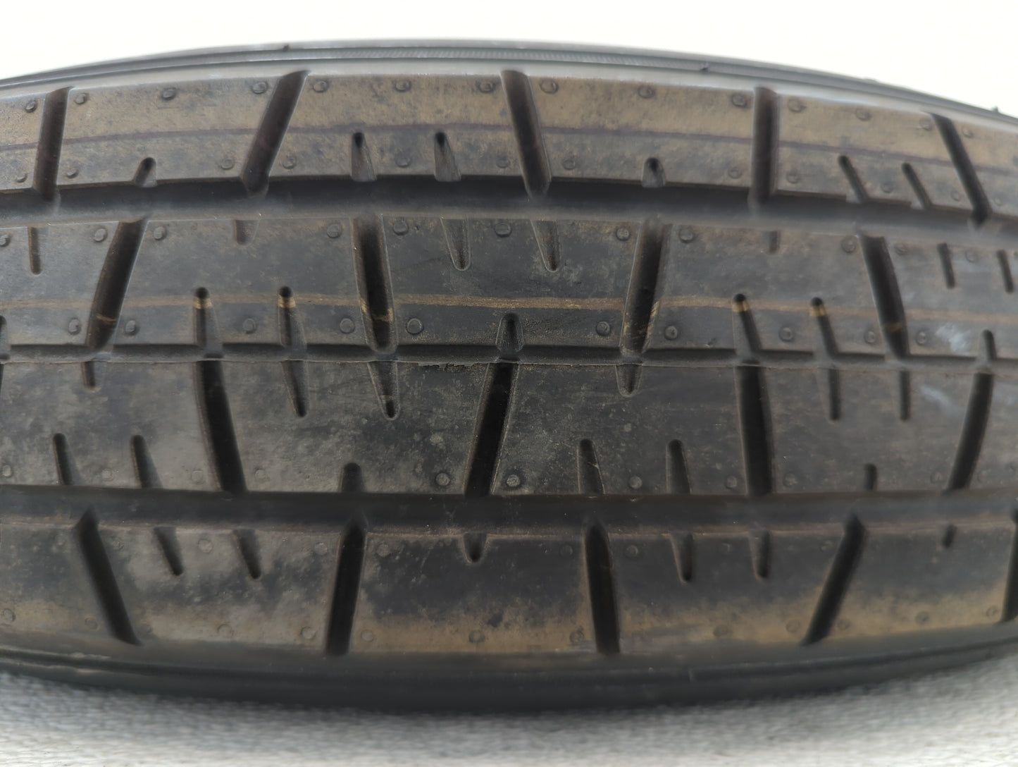 2017-2020 Lincoln Mkz Spare Donut Tire Wheel Rim Oem - Oemusedautoparts1.com