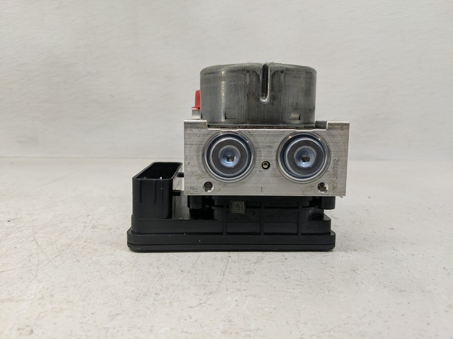 2019-2020 Lincoln Mkz ABS Pump Control Module Replacement P/N:KG9C-2B373-CC Fits Fits 2019 2020 OEM Used Auto Parts - Oemuse