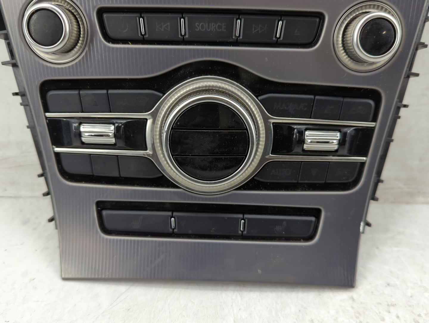 2019-2020 Lincoln Mkz Radio AM FM Cd Player Receiver Replacement P/N:KP5T-18D699-BEB Fits Fits 2019 2020 OEM Used Auto Parts