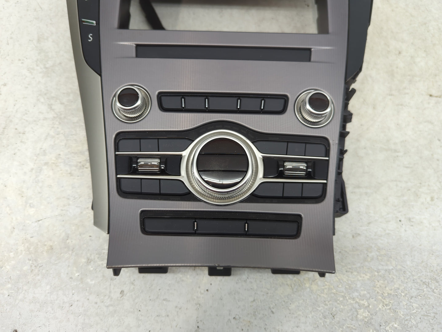 2019-2020 Lincoln Mkz Radio AM FM Cd Player Receiver Replacement P/N:KP5T-18D699-BEB Fits Fits 2019 2020 OEM Used Auto Parts