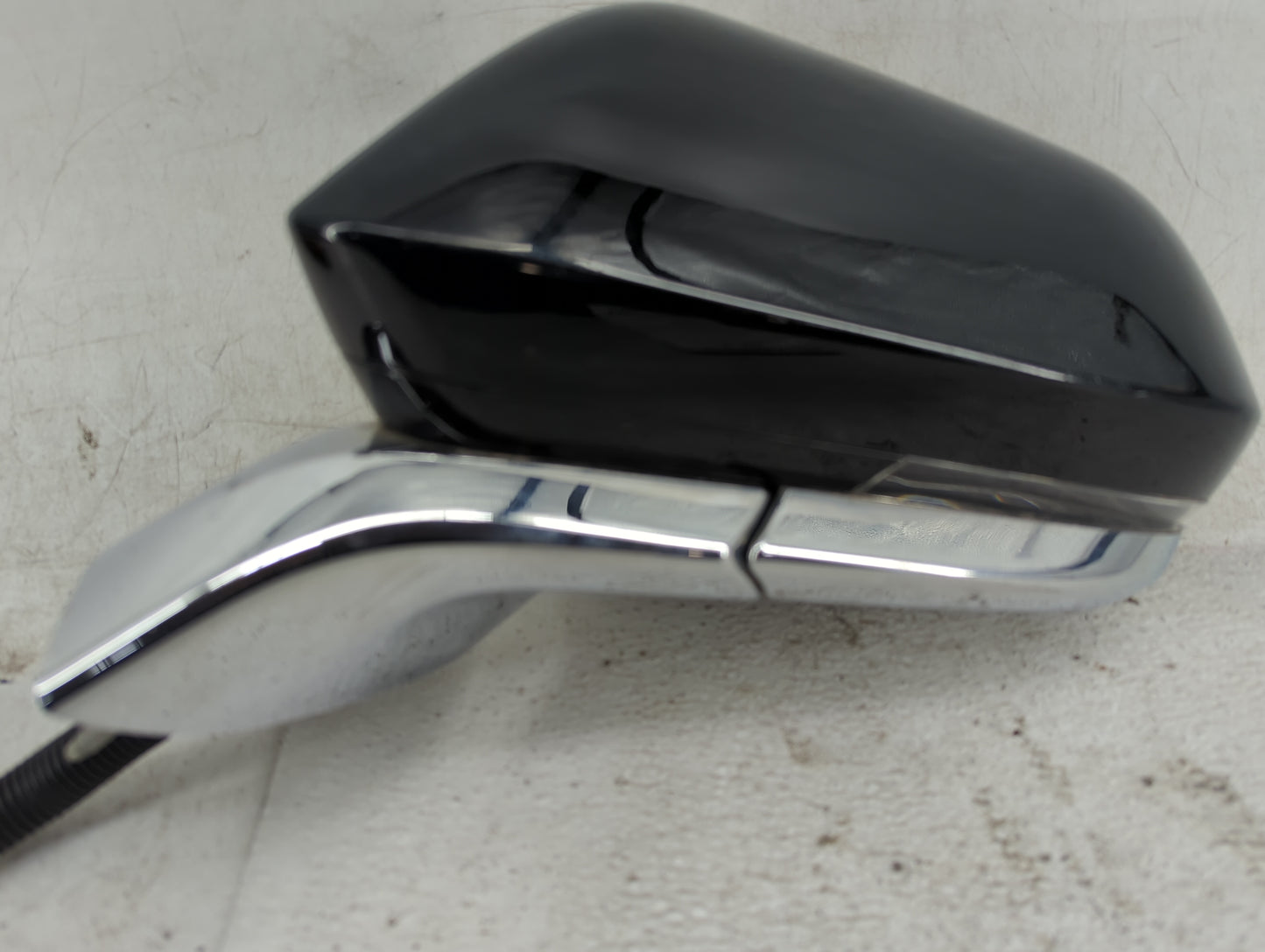 2017-2020 Lincoln Mkz Driver Side View Mirror - Left Door Mirror OEM Used - Oemusedautoparts1.com
