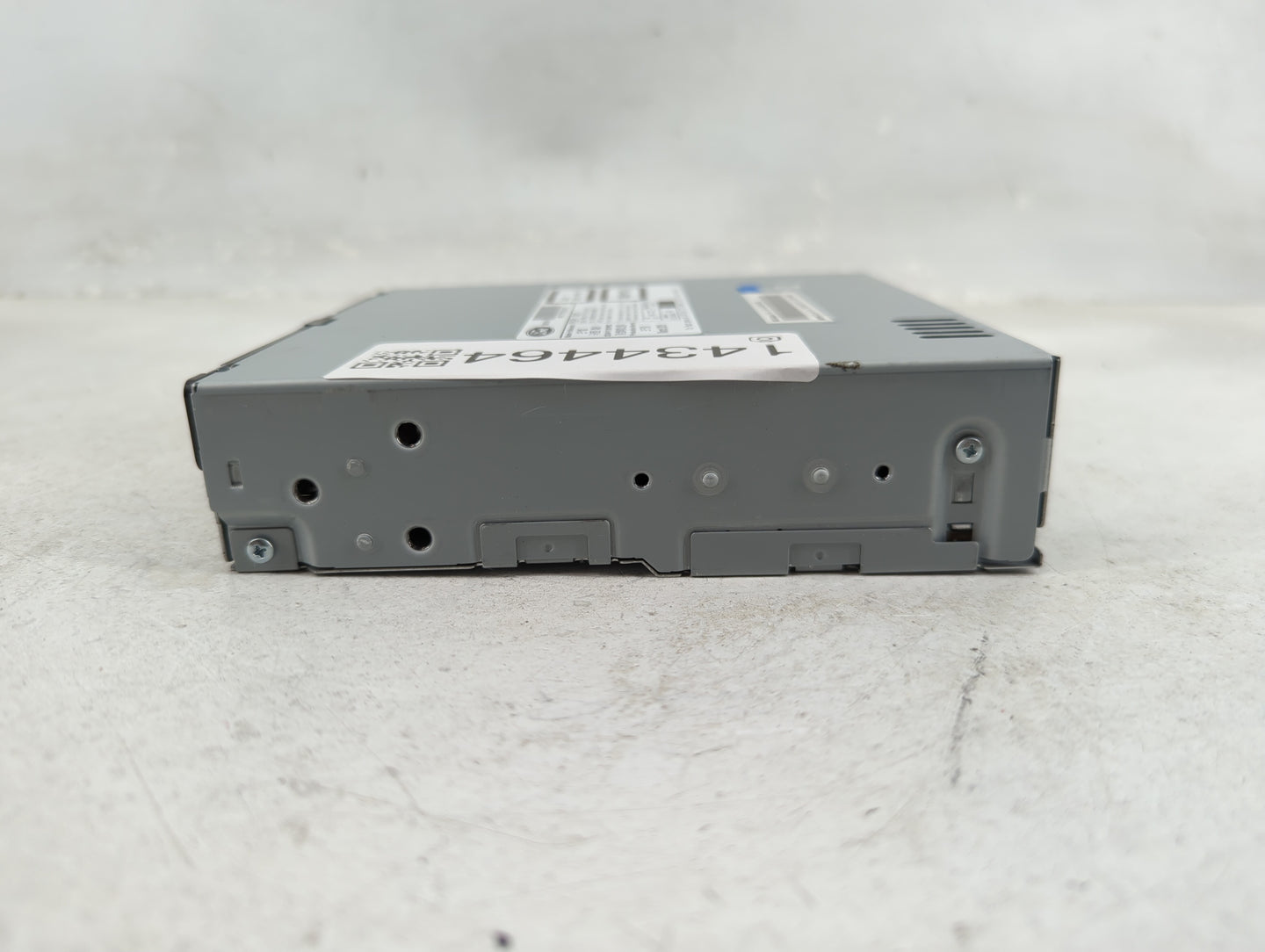 2019 Lincoln Mkz Radio AM FM Cd Player Receiver Replacement P/N:CK-AJ55N04MB 00099576CK-AJ55N04MB, S835Y Fits OEM Used Auto 