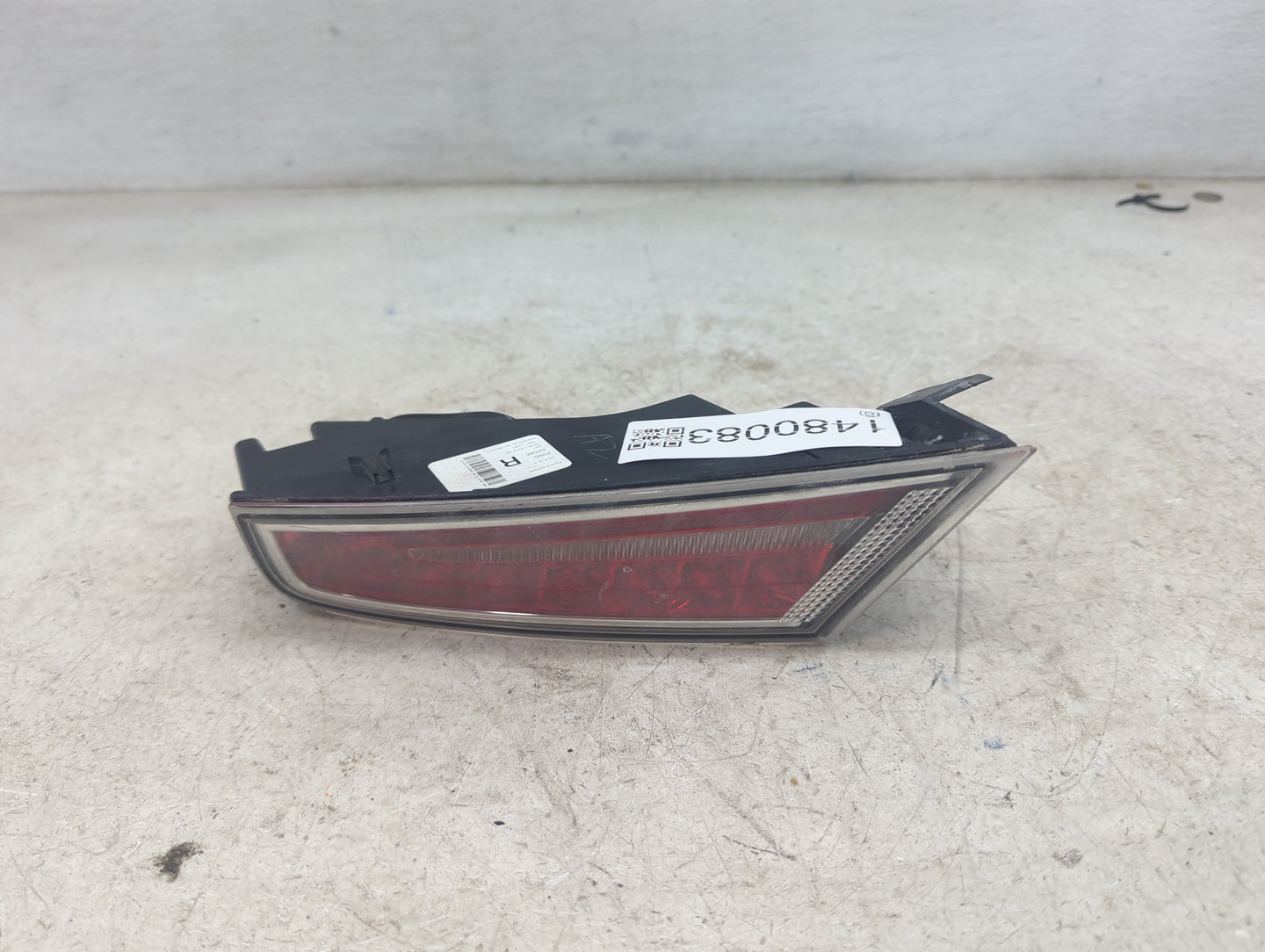 2013-2020 Lincoln Mkz Tail Light Assembly Passenger Right OEM P/N:DP53-13404-AK DP53-13404-AX Fits OEM Used Auto Parts - Oem