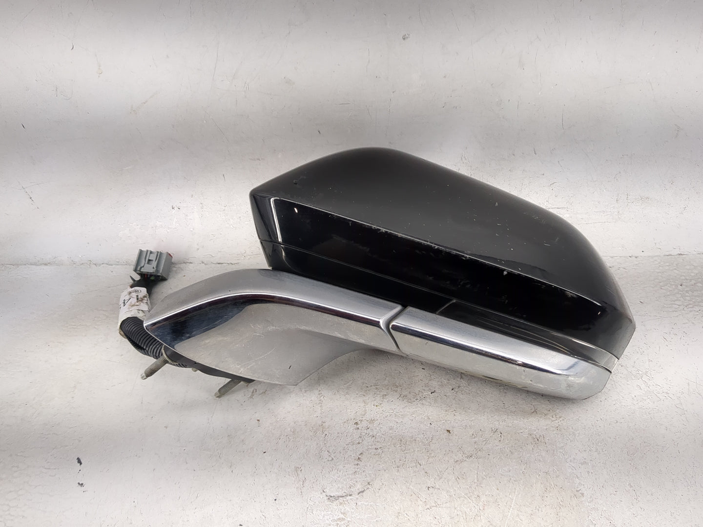 2019-2020 Lincoln Mkz Driver Side View Mirror - Left Door Mirror OEM Used - Oemusedautoparts1.com
