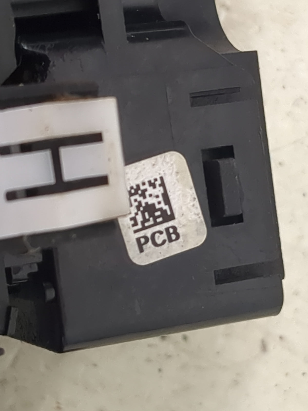 2019 Lincoln Mkz Master Power Window Switch Replacement Driver Side Left Fits OEM Used Auto Parts - Oemusedautoparts1.com