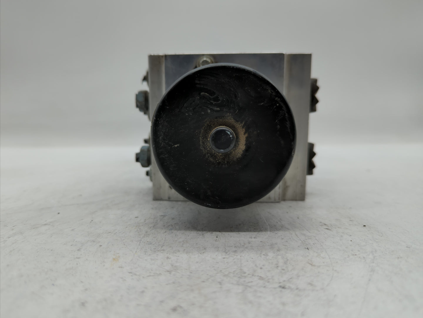 2019 Lincoln Mkz ABS Pump Control Module Replacement P/N:P25844977 Fits OEM Used Auto Parts - Oemusedautoparts1.com