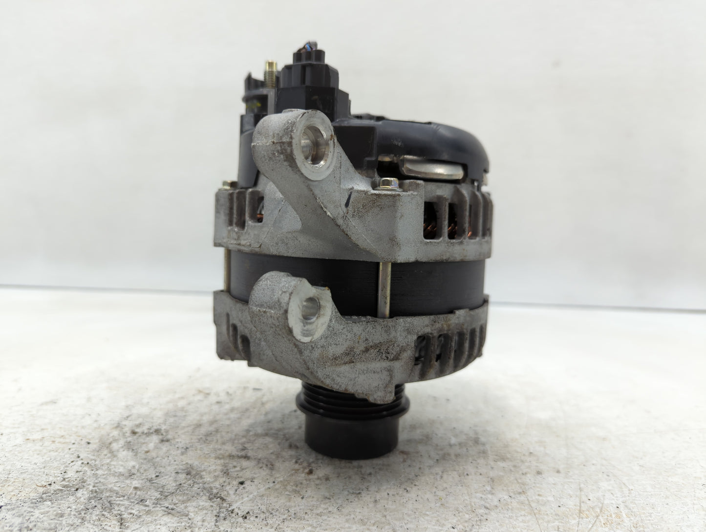 2013-2020 Lincoln Mkz Alternator Replacement Generator Charging Assembly Engine OEM P/N:G2GT-10300-AA Fits OEM Used Auto Par
