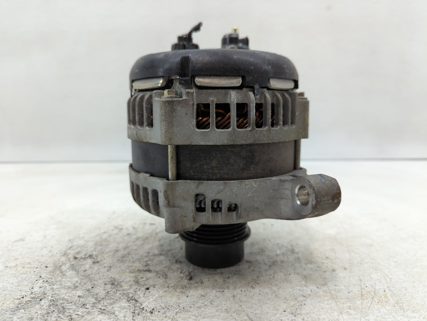 2013-2020 Lincoln Mkz Alternator Replacement Generator Charging Assembly Engine OEM P/N:G2GT-10300-AA Fits OEM Used Auto Par