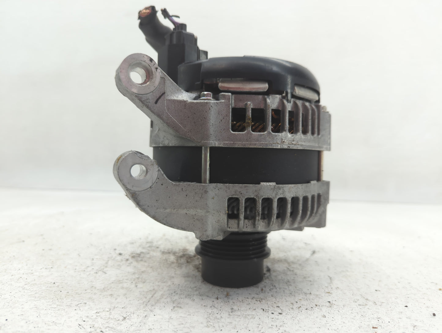 2013-2020 Lincoln Mkz Alternator Replacement Generator Charging Assembly Engine OEM P/N:G2GT-10300-AA Fits OEM Used Auto Par