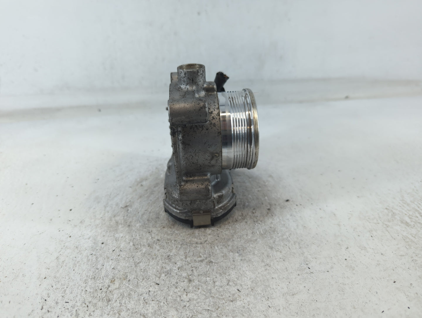 2017-2020 Lincoln Mkz Throttle Body P/N:DS7E-9F991-BB Fits Fits 2014 2015 2016 2017 2018 2019 2020 2021 2022 OEM Used Auto P