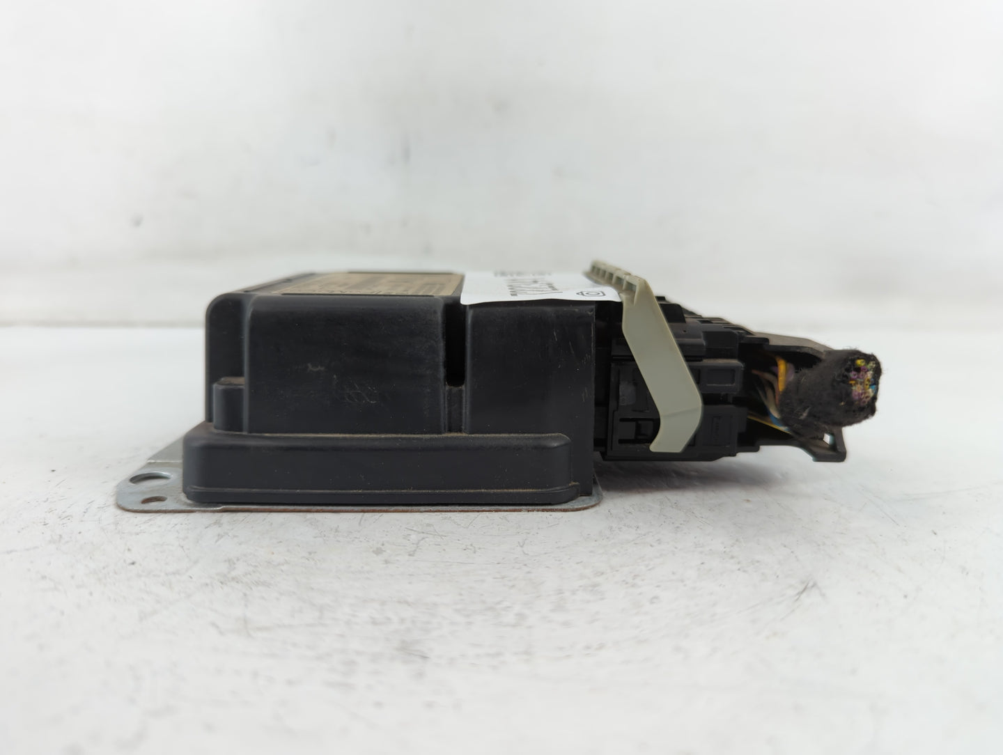 2017-2020 Lincoln Mkz Body Control Module Bcm Inner Cabin Fuse Box - Oemusedautoparts1.com