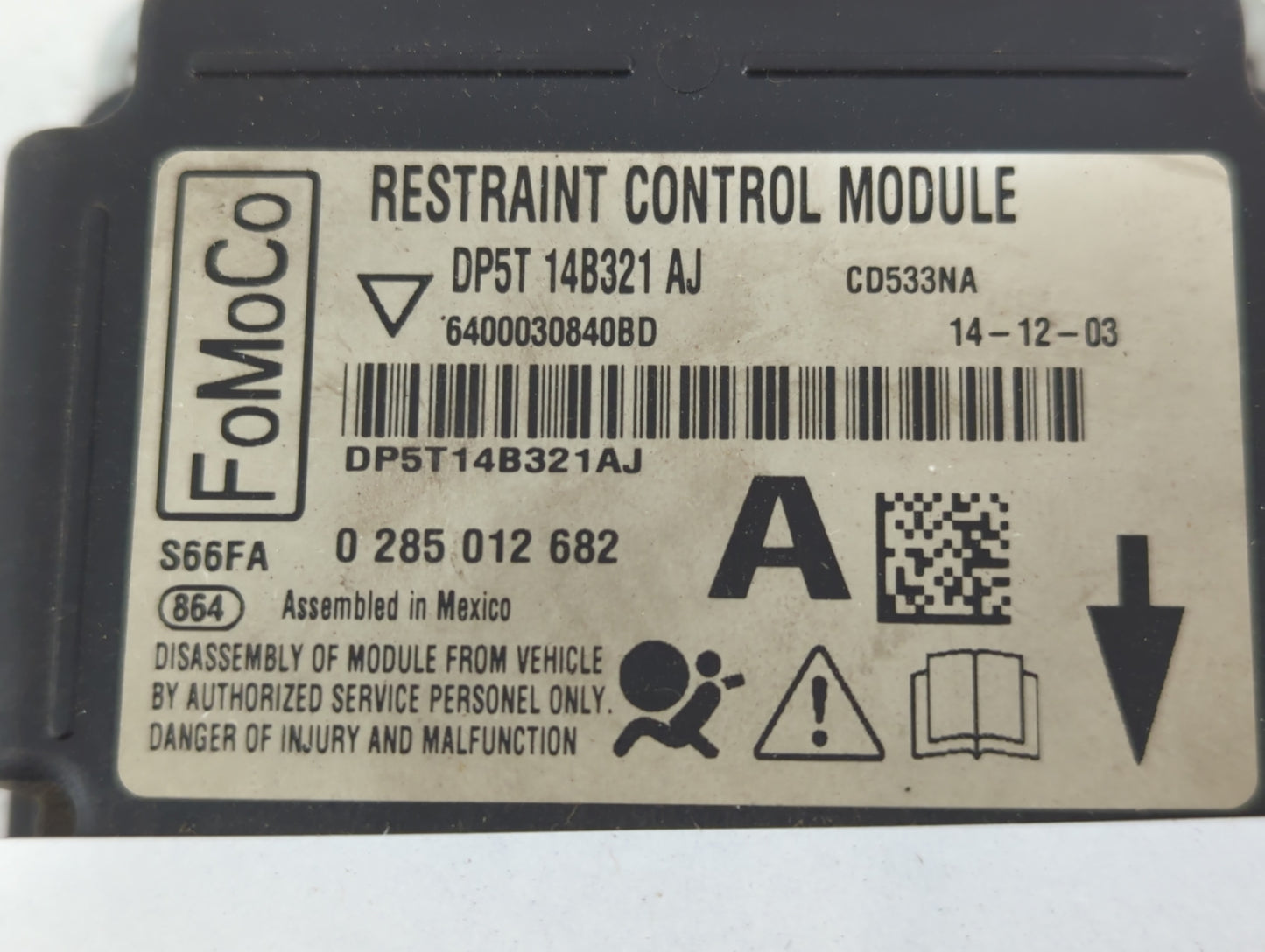 2017-2020 Lincoln Mkz Body Control Module Bcm Inner Cabin Fuse Box - Oemusedautoparts1.com