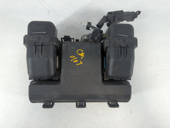 compare product 2017-2020 Lincoln Mkz Fusebox Fuse Box Panel Relay Module P/N:HG9T14D068BC Fits Fits 2017 2018 2019 2020 OEM Used Auto Parts