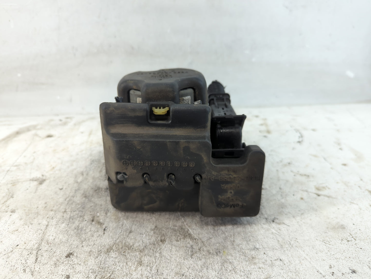 2019-2020 Lincoln Mkz ABS Pump Control Module Replacement P/N:HG9C-2D088-BA KG9C-2B373-KD Fits Fits 2019 2020 OEM Used Auto 