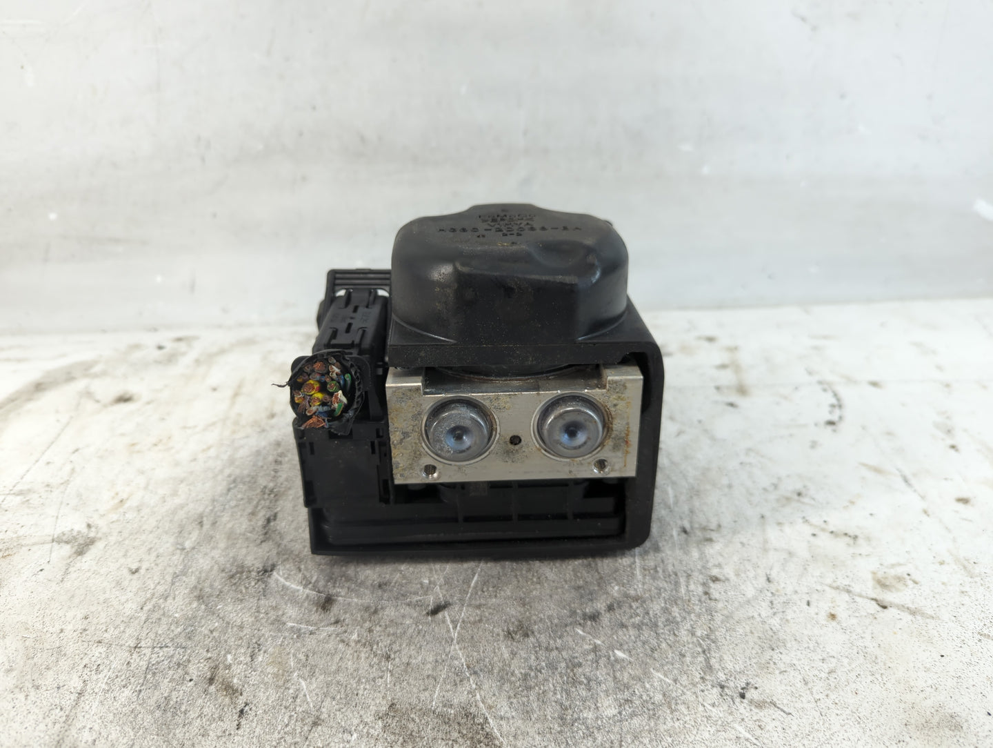 2019-2020 Lincoln Mkz ABS Pump Control Module Replacement P/N:HG9C-2D088-BA KG9C-2B373-KD Fits Fits 2019 2020 OEM Used Auto 