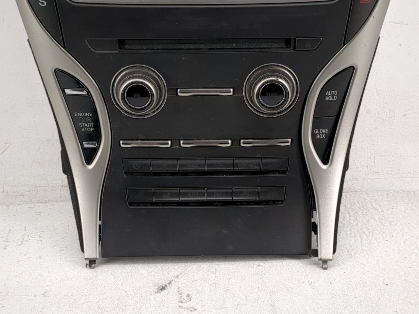2019-2020 Lincoln Nautilus Radio Control Panel - Oemusedautoparts1.com