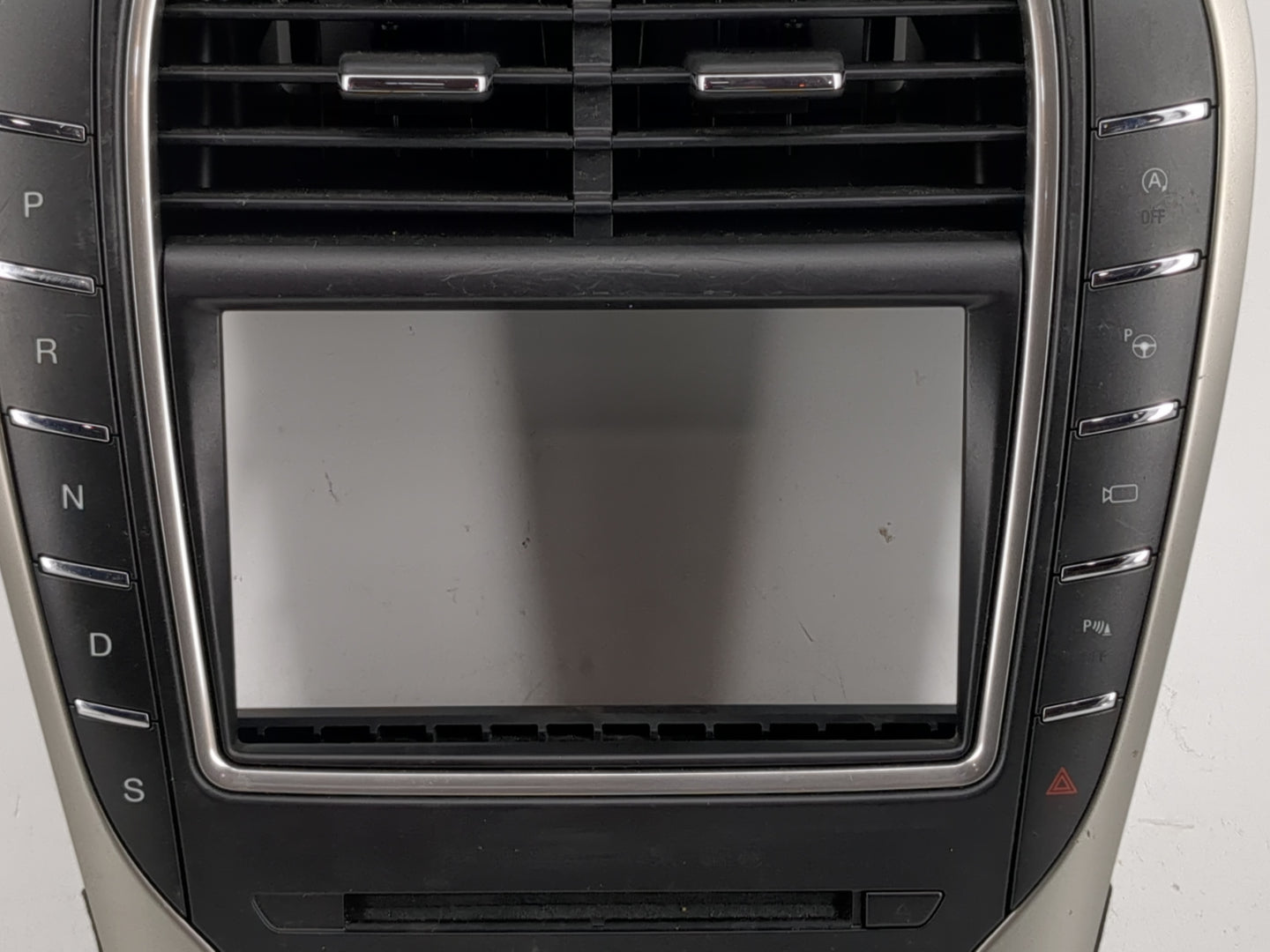 2019-2020 Lincoln Nautilus Radio Control Panel - Oemusedautoparts1.com