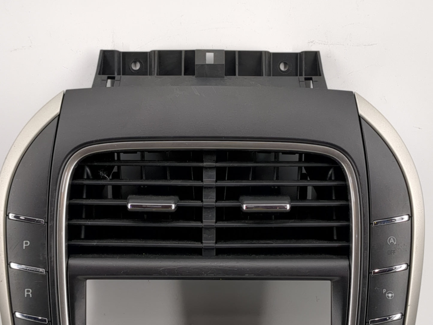 2019-2020 Lincoln Nautilus Radio Control Panel - Oemusedautoparts1.com