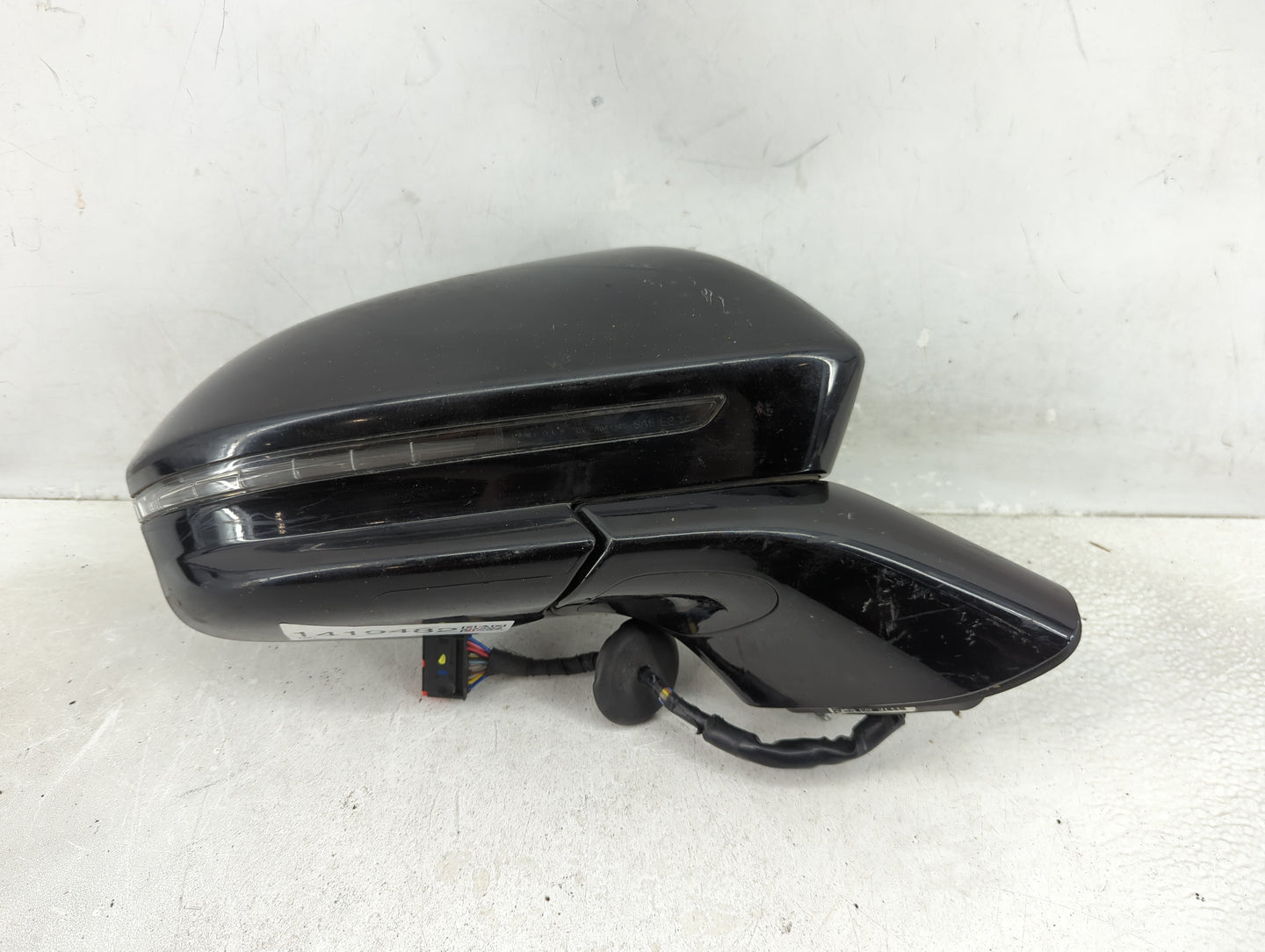 2019 Lincoln Nautilus Passenger Side View Mirror - Right Door Mirror OEM Used - Oemusedautoparts1.com