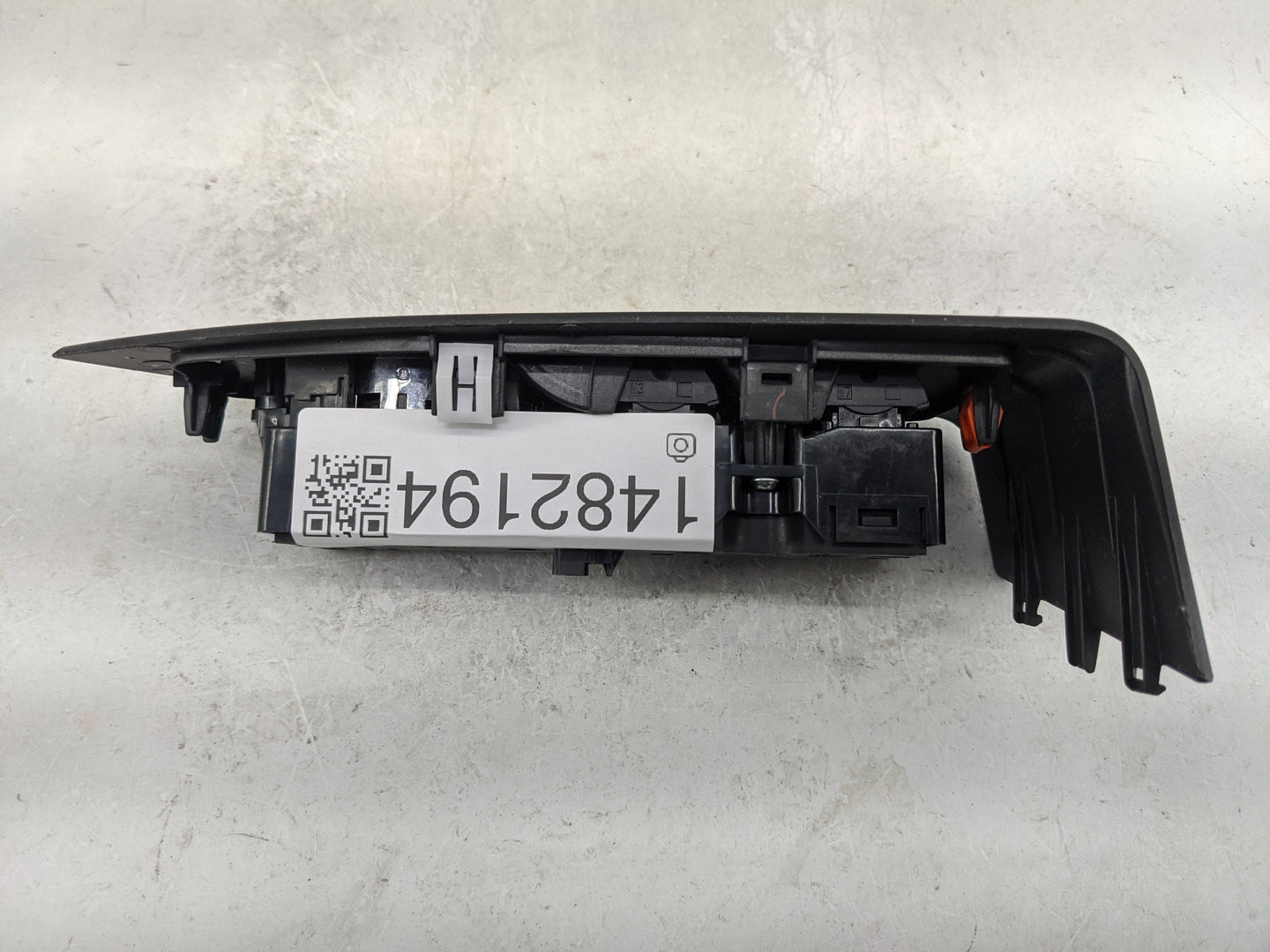 2019-2020 Lincoln Nautilus Master Power Window Switch Replacement Driver Side Left P/N:GA1T-14540-AAW Fits OEM Used Auto Par