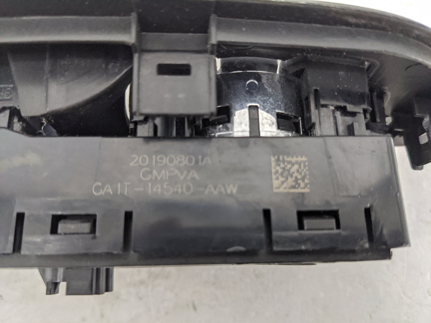 2019-2020 Lincoln Nautilus Master Power Window Switch Replacement Driver Side Left P/N:GA1T-14540-AAW Fits OEM Used Auto Par