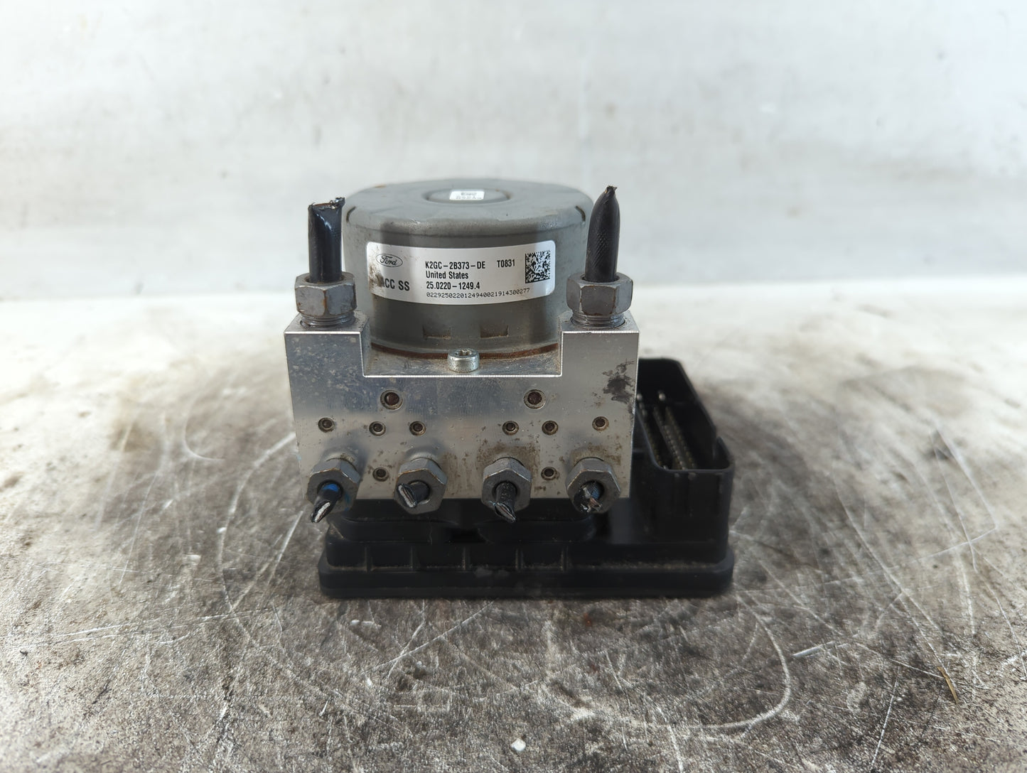 2019-2020 Lincoln Nautilus ABS Pump Control Module Replacement P/N:K2GC-2B373-DE Fits Fits 2019 2020 OEM Used Auto Parts - O