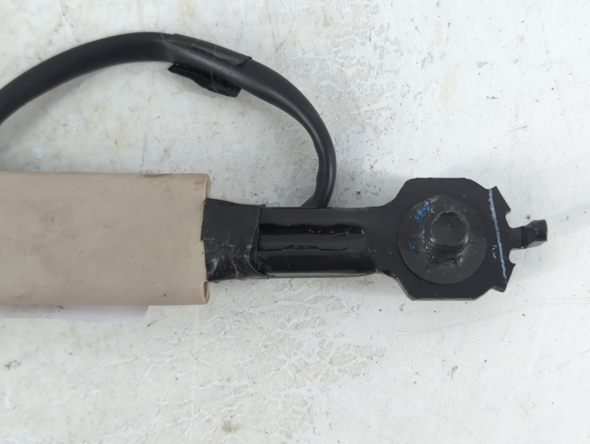 2019-2020 Lincoln Nautilus Passenger Right Seat Belt Front Retractor 927280 - Oemusedautoparts1.com