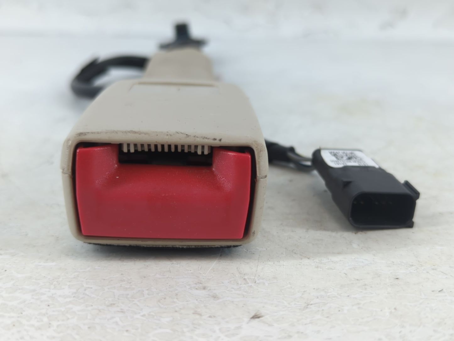 2019-2020 Lincoln Nautilus Passenger Right Seat Belt Front Retractor 927280 - Oemusedautoparts1.com