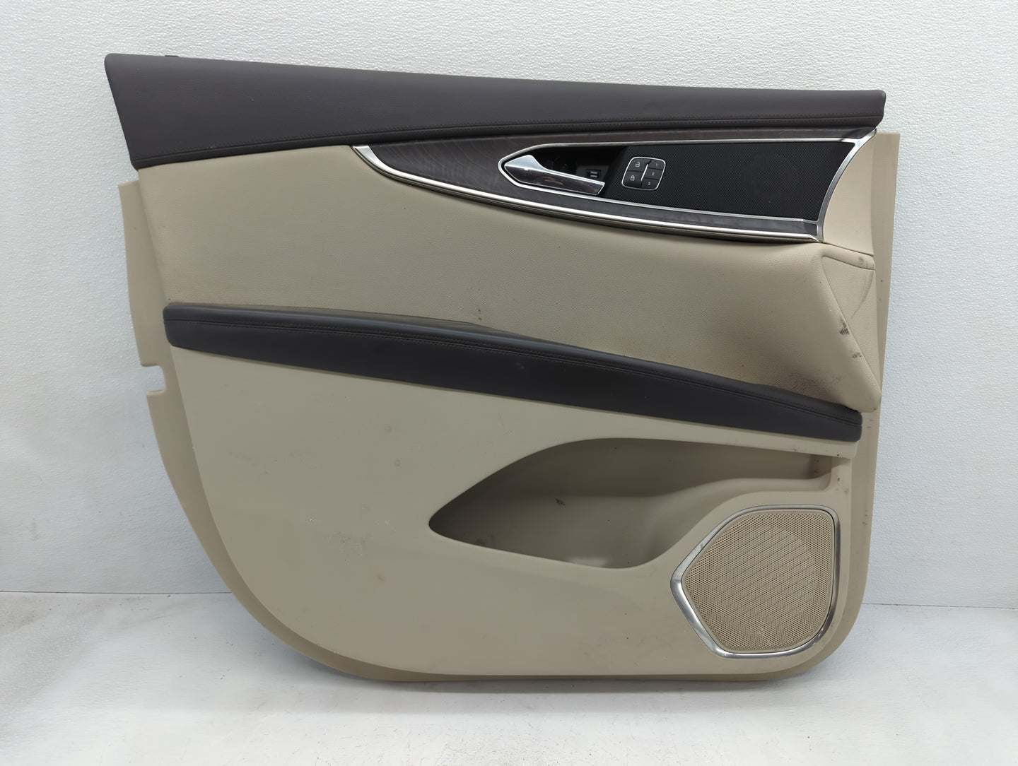 2019 Lincoln Nautilus Front Left Driver Interior Door Panel Trim - Oemusedautoparts1.com