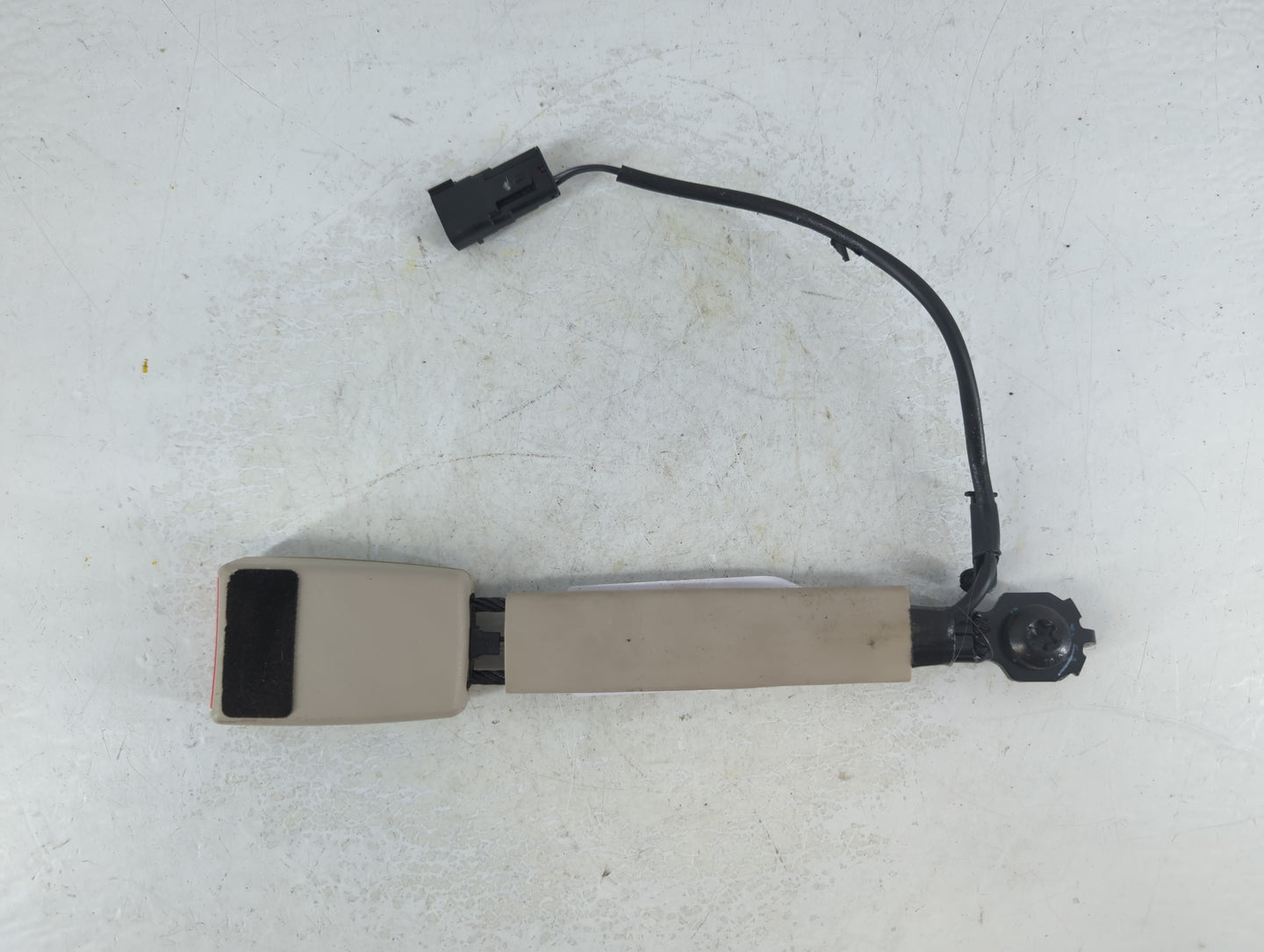 2019-2020 Lincoln Nautilus Passenger Right Seat Belt Front Retractor 927301 - Oemusedautoparts1.com
