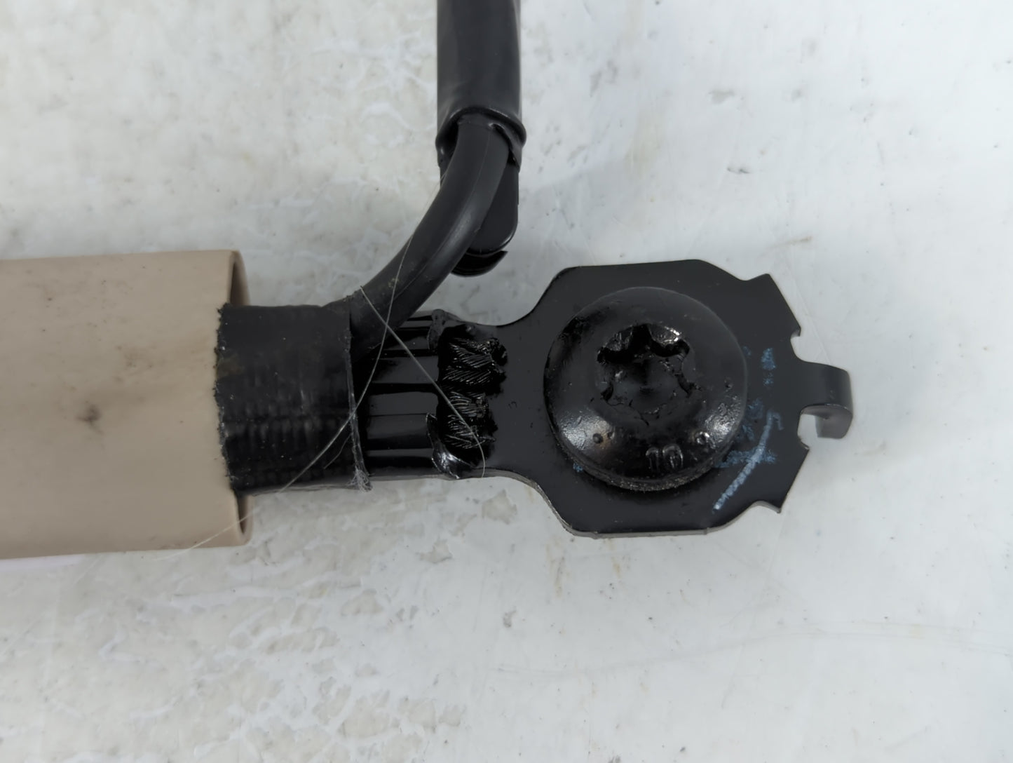 2019-2020 Lincoln Nautilus Passenger Right Seat Belt Front Retractor 927301 - Oemusedautoparts1.com