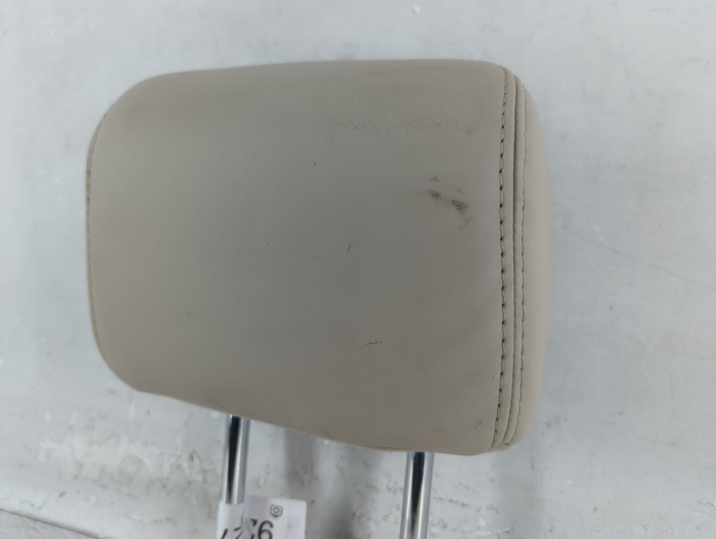2019 Lincoln Nautilus Headrest Head Rest Rear Seat Fits OEM Used Auto Parts - Oemusedautoparts1.com