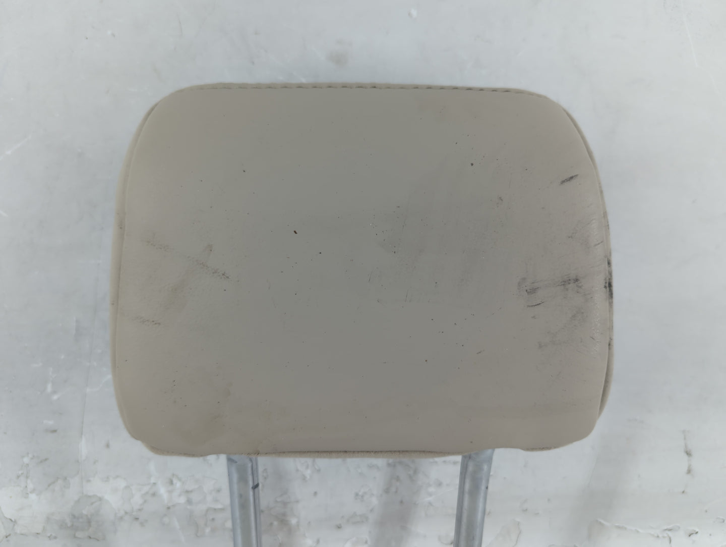 2019 Lincoln Nautilus Headrest Head Rest Rear Seat Fits OEM Used Auto Parts - Oemusedautoparts1.com