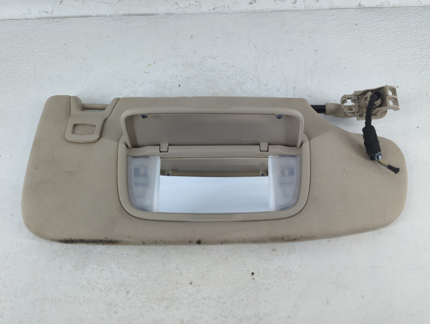 2019 Lincoln Nautilus Sun Visor Shade Replacement Passenger Right Mirror Fits Fits 2016 2017 2018 OEM Used Auto Parts - Oemu