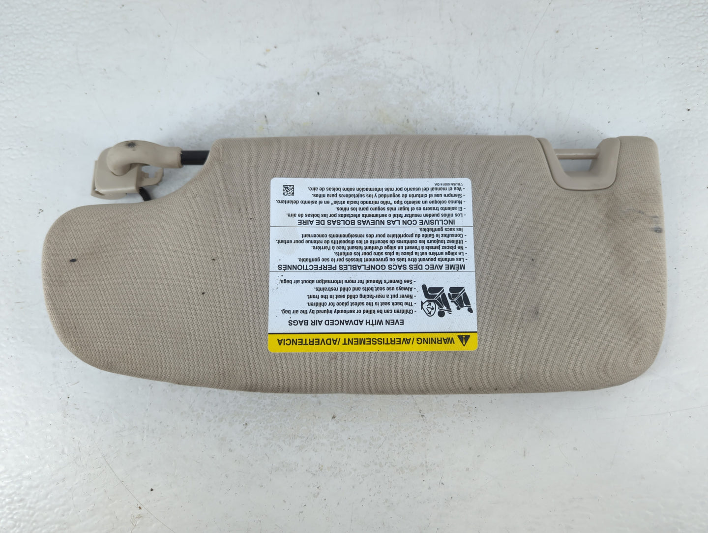 2019 Lincoln Nautilus Sun Visor Shade Replacement Passenger Right Mirror Fits Fits 2016 2017 2018 OEM Used Auto Parts - Oemu