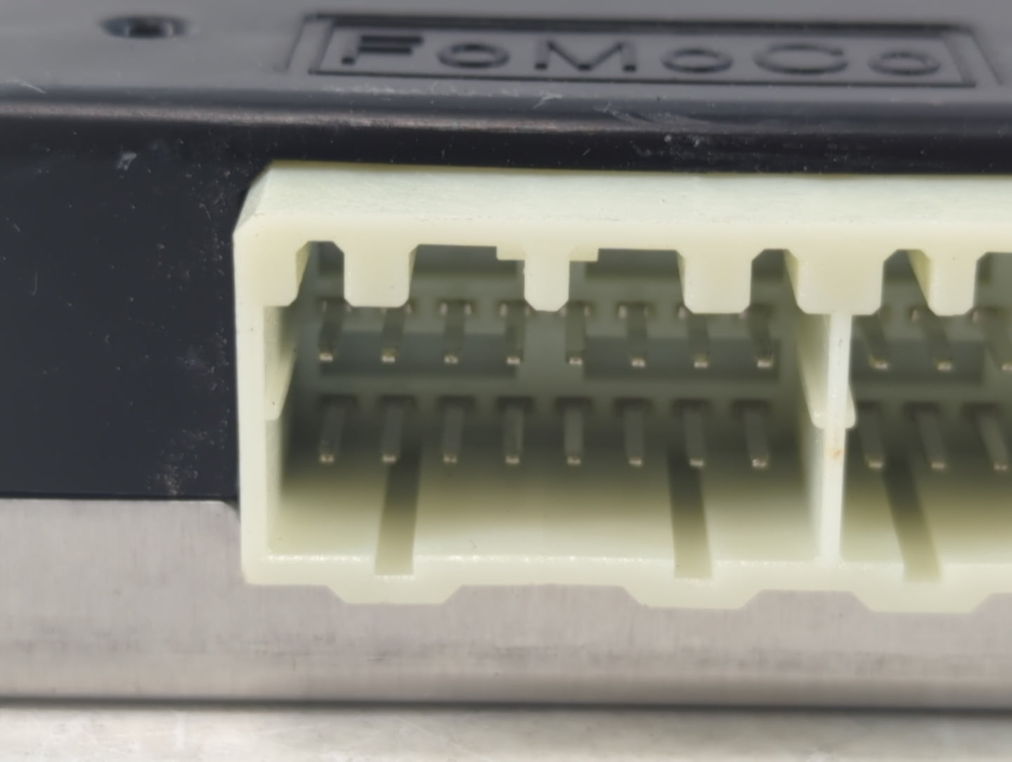 2019-2020 Lincoln Nautilus Telematics Control Module Ka1t-14g229-ag - Oemusedautoparts1.com