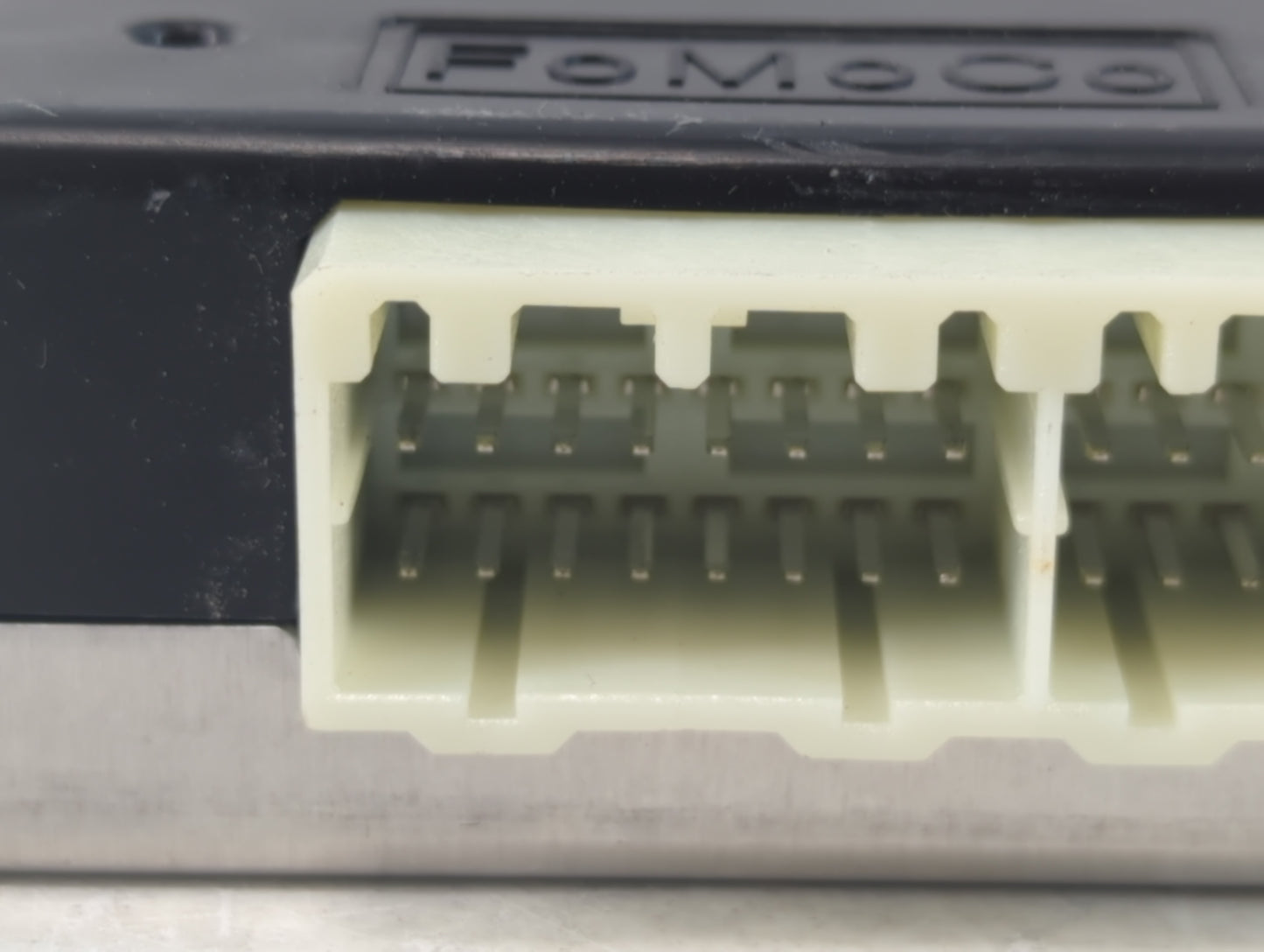 2019-2020 Lincoln Nautilus Telematics Control Module Ka1t-14g229-ag - Oemusedautoparts1.com