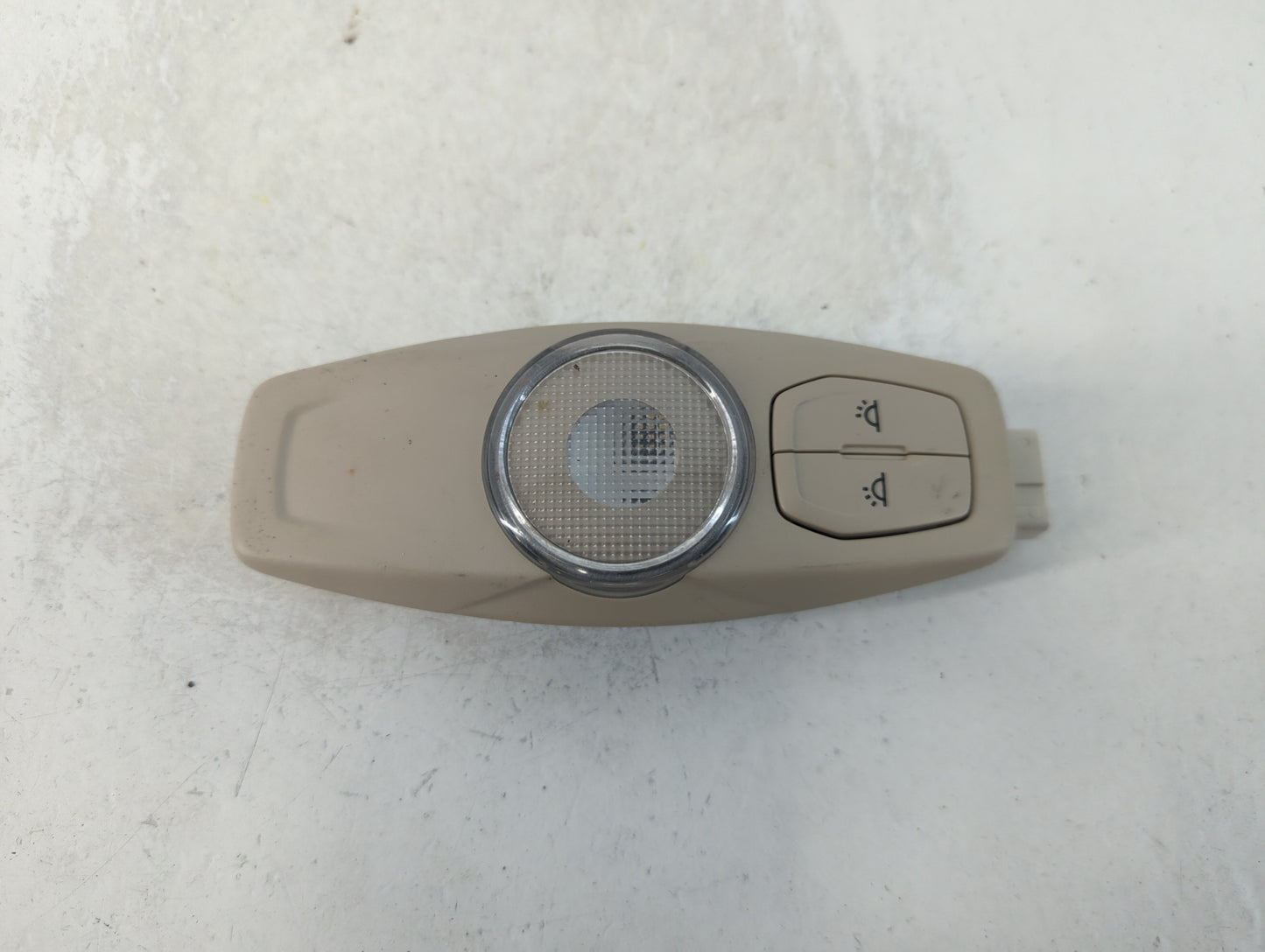 2019 Lincoln Nautilus ROOF REAR CENTER OVERHEAD DOME LIGHT LAMP - Oemusedautoparts1.com