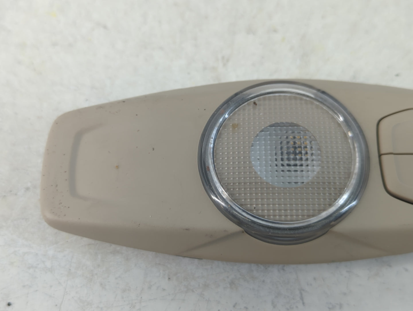 2019 Lincoln Nautilus ROOF REAR CENTER OVERHEAD DOME LIGHT LAMP - Oemusedautoparts1.com