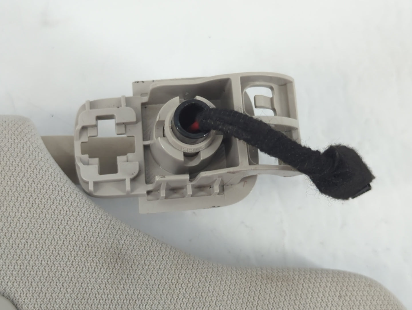 2019 Lincoln Navigator Sun Visor Shade Replacement Passenger Right Mirror Fits OEM Used Auto Parts - Oemusedautoparts1.com