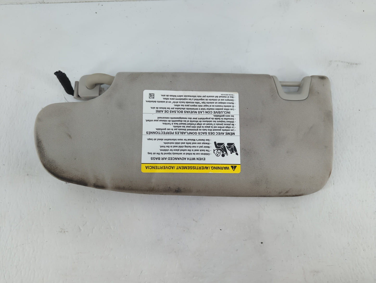 2019 Lincoln Navigator Sun Visor Shade Replacement Passenger Right Mirror Fits OEM Used Auto Parts - Oemusedautoparts1.com