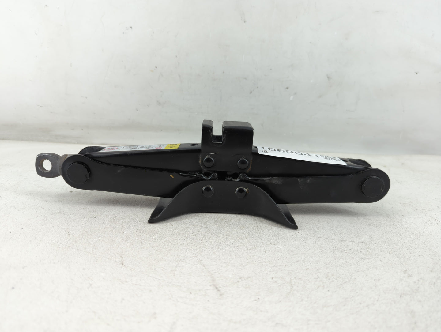 2019 Mazda 3 Spare Scissor Car Jack - Oemusedautoparts1.com