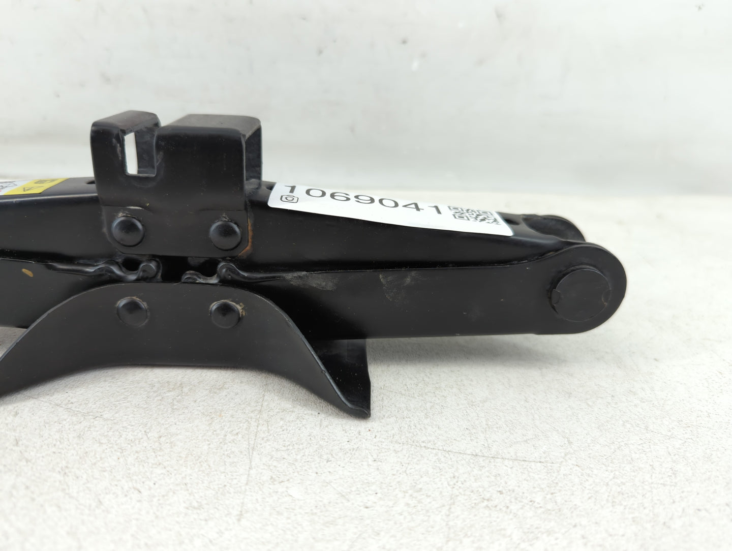2019 Mazda 3 Spare Scissor Car Jack - Oemusedautoparts1.com
