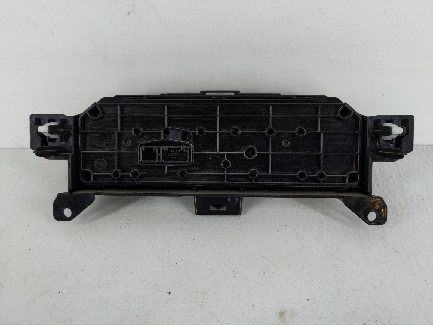 2019-2022 Mazda 3 Climate Control Module Temperature AC/Heater Replacement P/N:BDGF 61 190B Fits Fits 2019 2020 2021 2022 OE