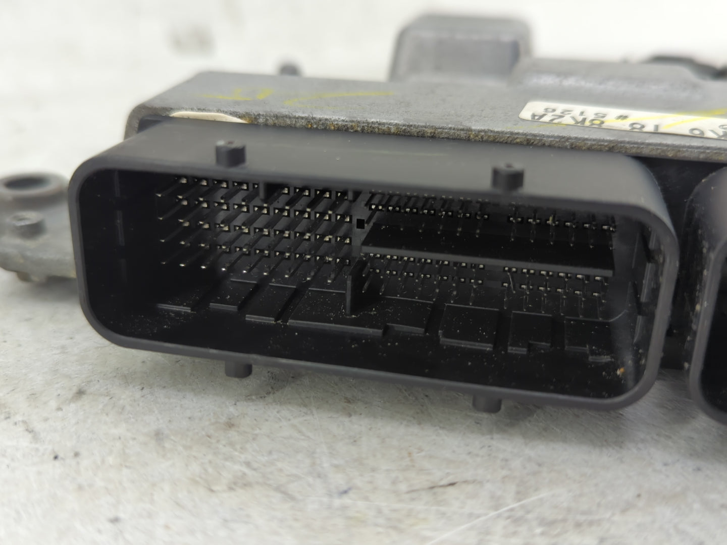 2019-2022 Mazda 3 PCM Engine Control Computer ECU ECM PCU OEM P/N:PAJ918881 Fits Fits 2019 2020 2021 2022 OEM Used Auto Part