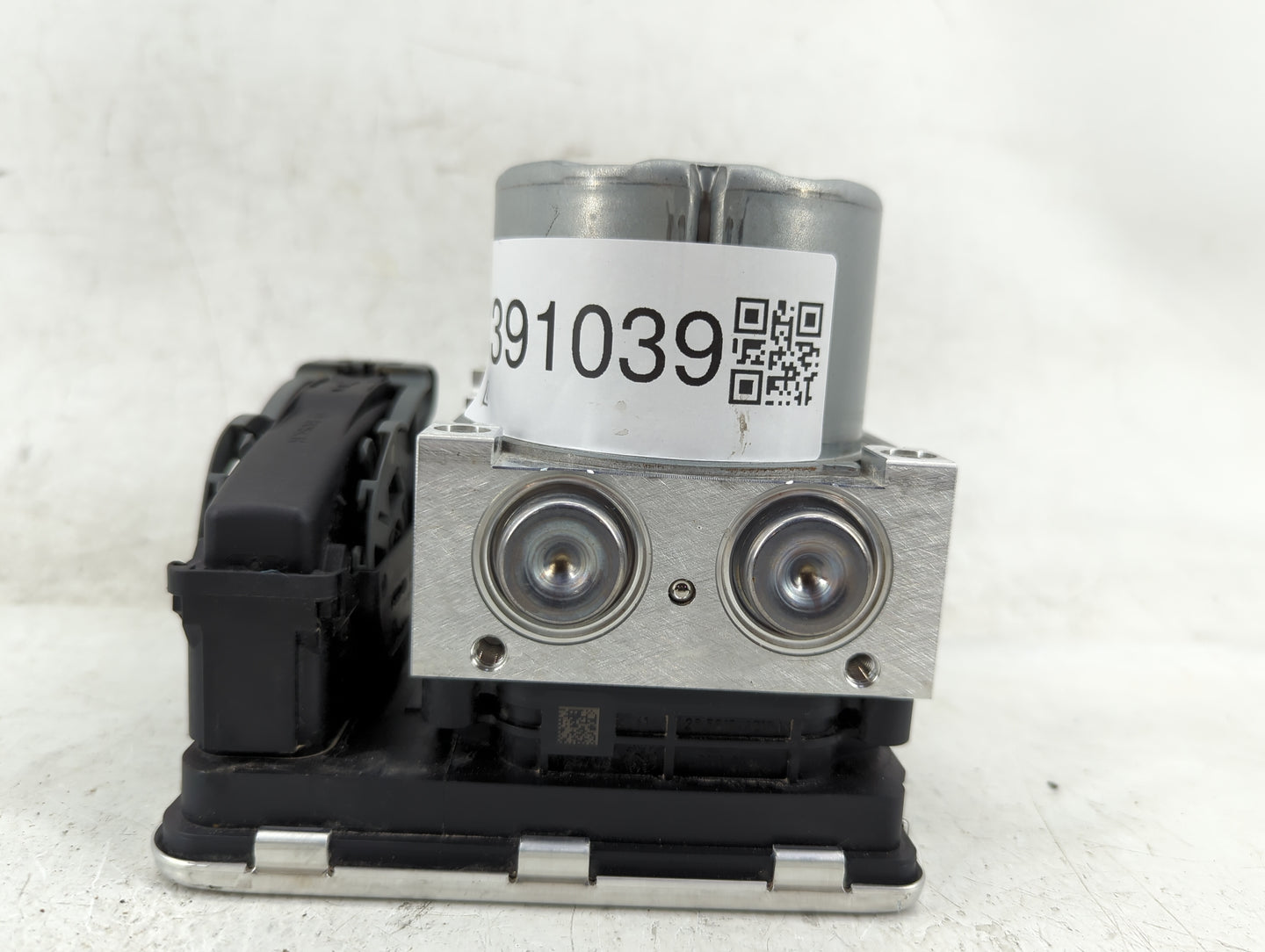 2019-2022 Mazda 3 ABS Pump Control Module Replacement P/N:BCKA 43 7A0B Fits Fits 2019 2020 2021 2022 OEM Used Auto Parts - O