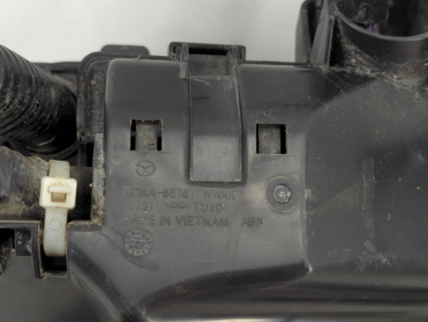 2019 Mazda 3 Fusebox Fuse Box Panel Relay Module Fits Fits 2020 2021 2022 OEM Used Auto Parts - Oemusedautoparts1.com