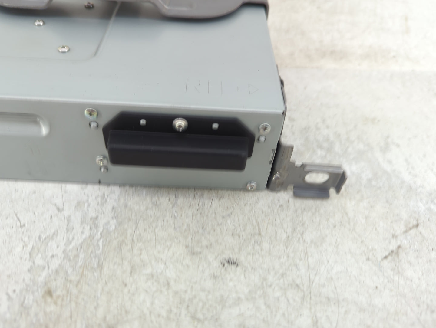 2019-2020 Mazda 3 Radio AM FM Cd Player Receiver Replacement P/N:BDGF669C0G Fits Fits 2019 2020 OEM Used Auto Parts - Oemuse