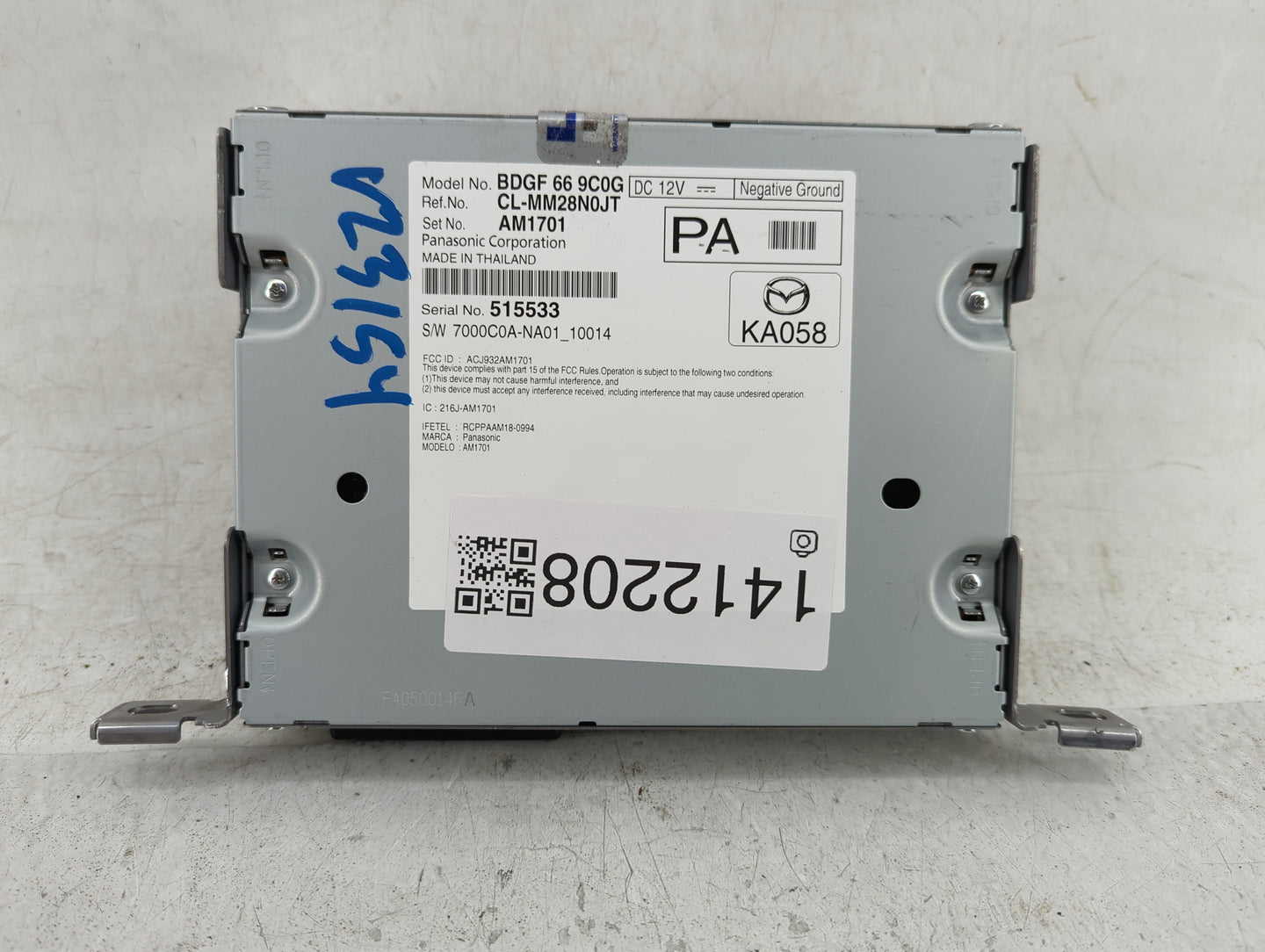 2019-2020 Mazda 3 Radio AM FM Cd Player Receiver Replacement P/N:BDGF669C0G Fits Fits 2019 2020 OEM Used Auto Parts - Oemuse